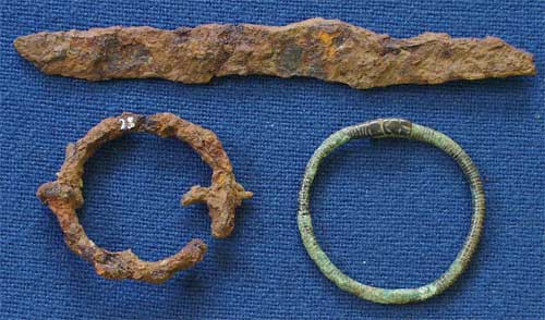 Objects from grave 31 Brighthampton