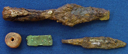 Objects found in grave 31 at Brighthampton in Oxfordshire